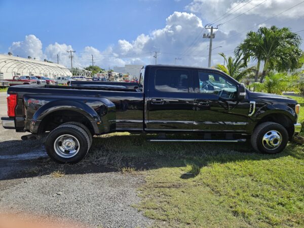 2017 F-350 - Image 7