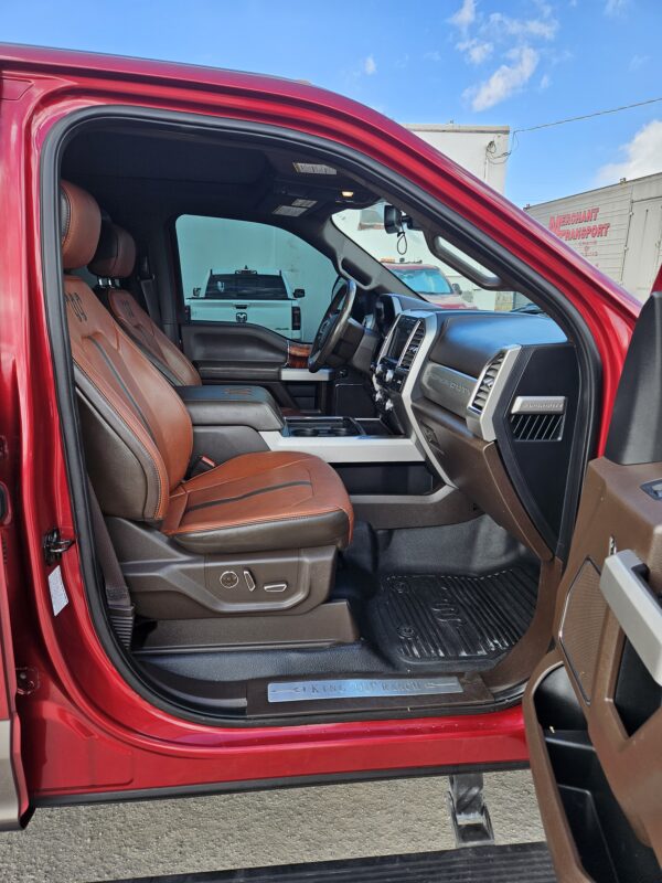 2018 Ford F-350 King Ranch - Image 15