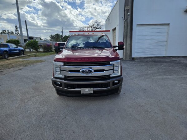 2018 Ford F-350 King Ranch - Image 12