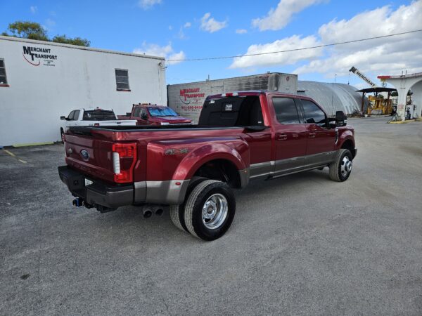 2018 Ford F-350 King Ranch - Image 8