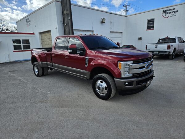 2018 Ford F-350 King Ranch - Image 6